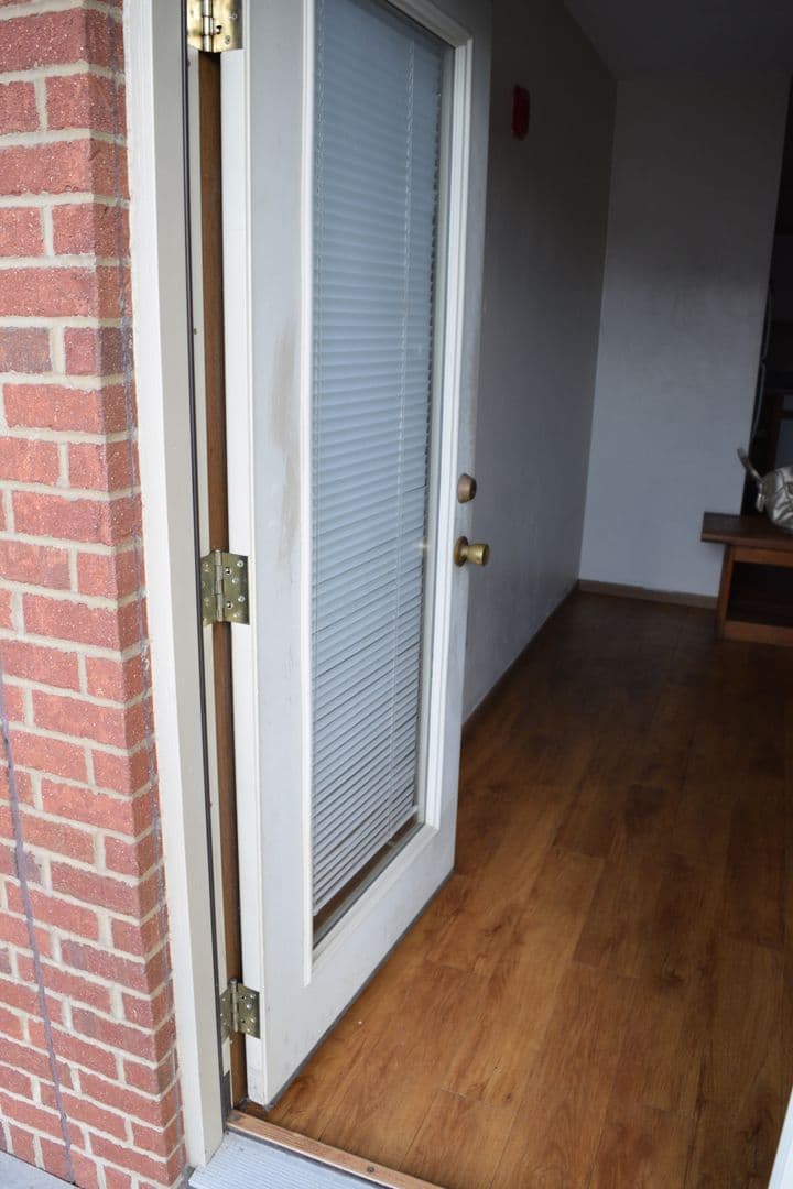 Indiana Apartment: 744 Locust St