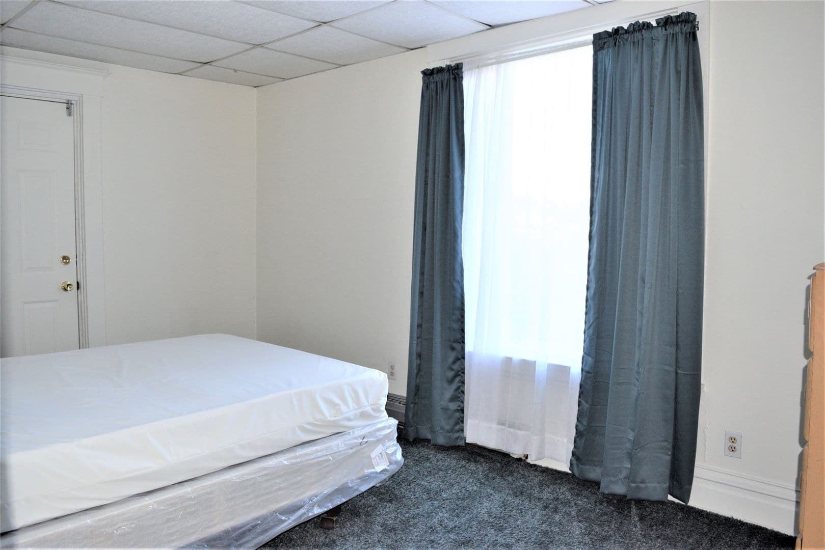 Indiana Apartment: 402 apt1-4 Water St