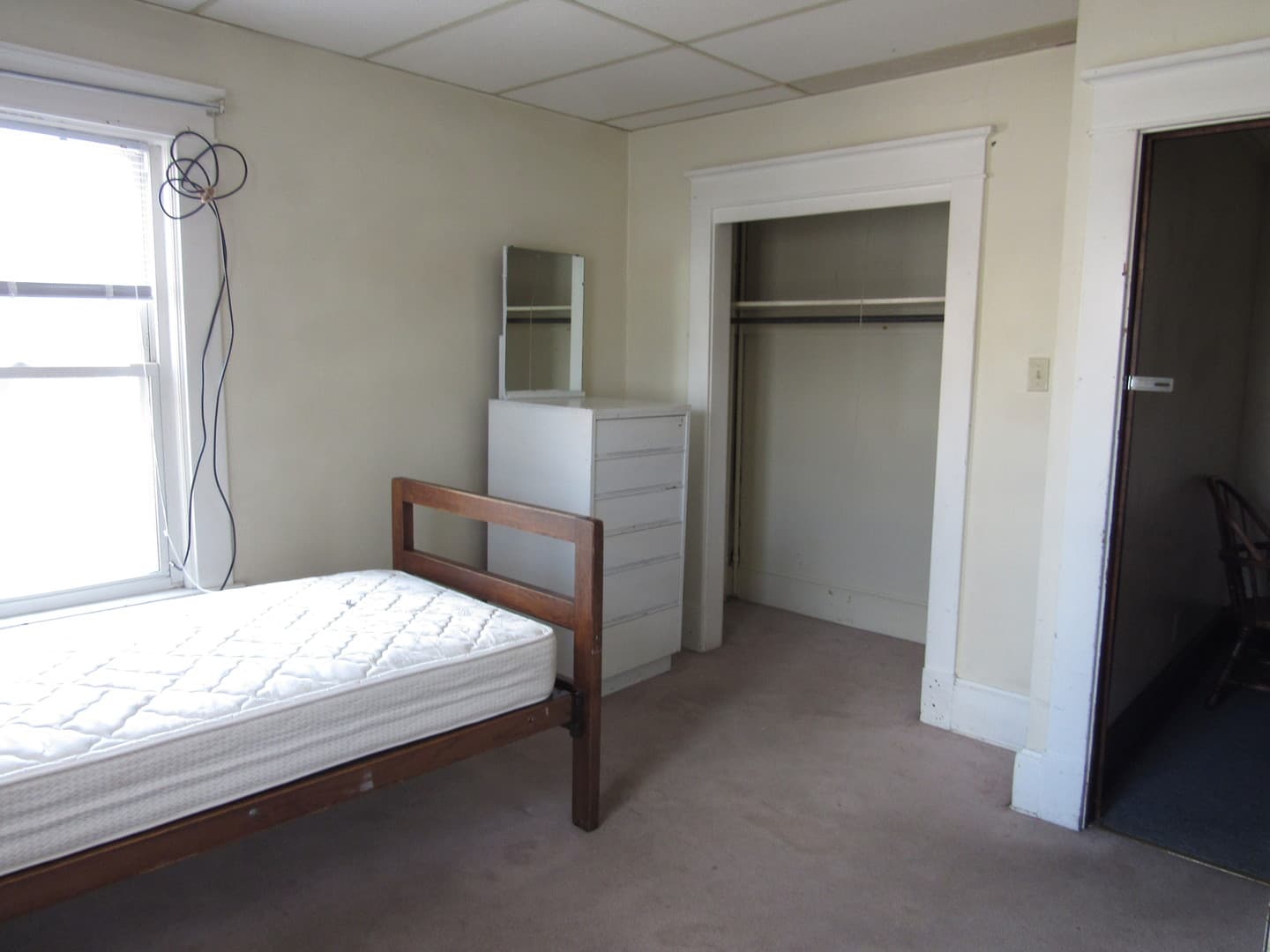 Indiana Apartment: 717 apt A-D School St.