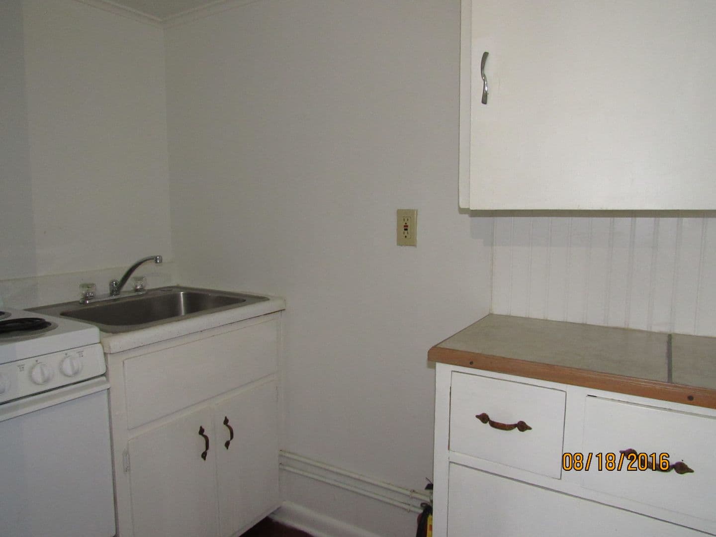 Indiana Apartment: 951 Church St