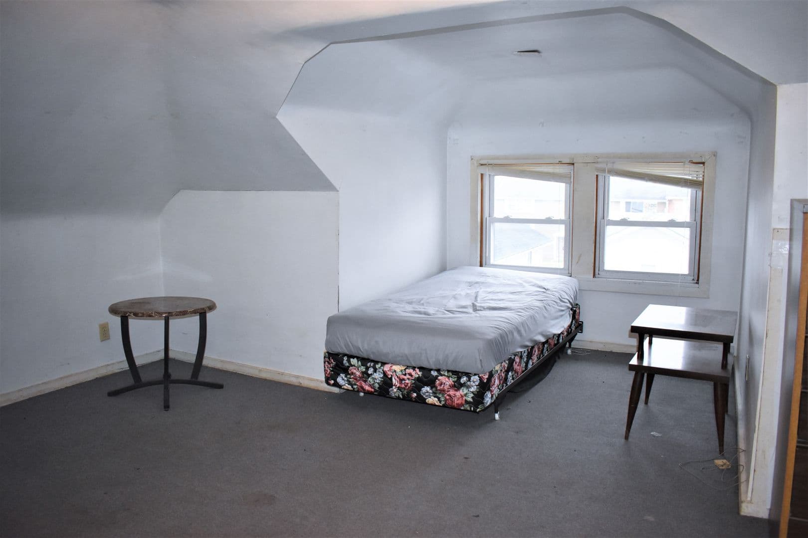 Indiana Apartment: 720-722 Klondyke Ave