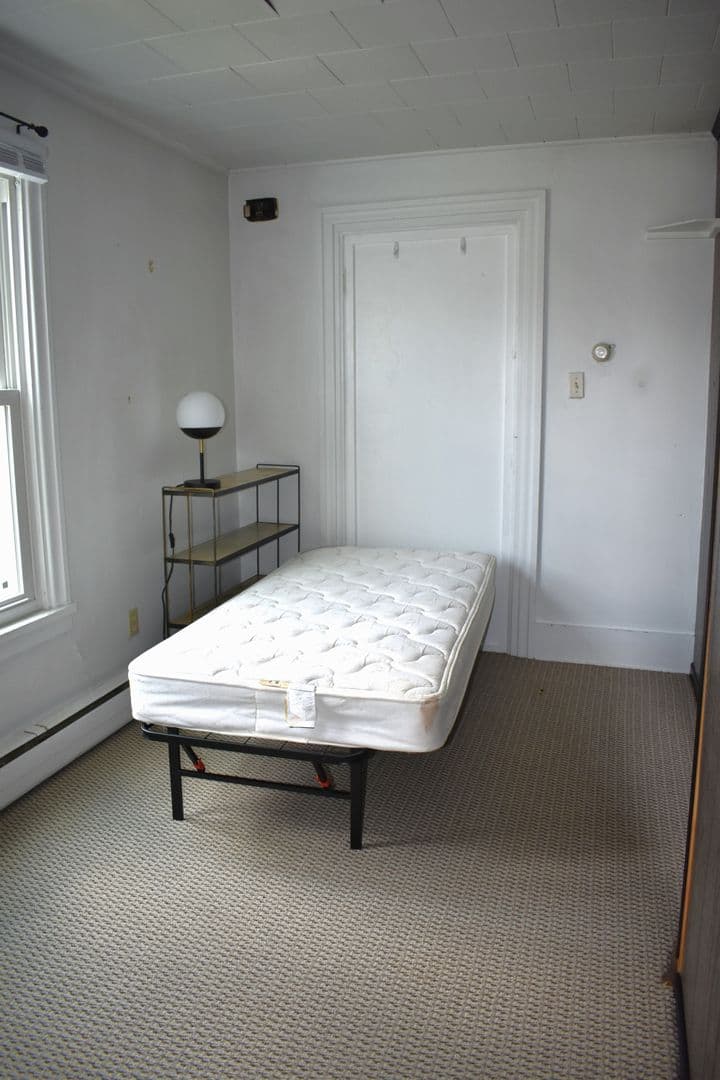 Indiana Apartment: 951 Church St