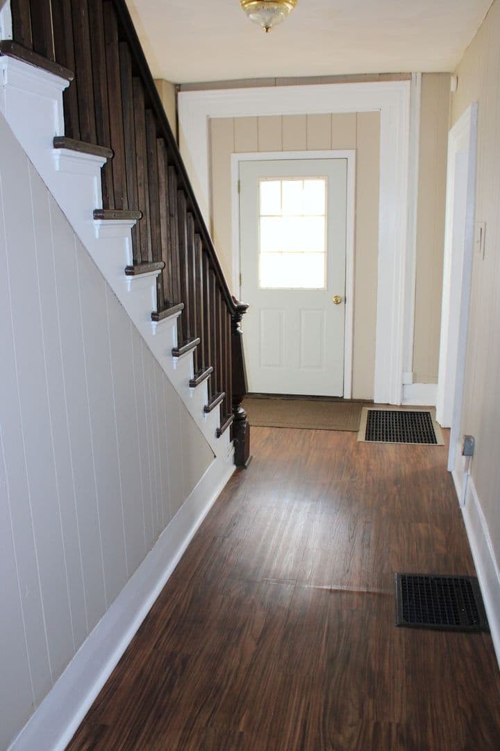 Indiana Apartment: 975 Church St