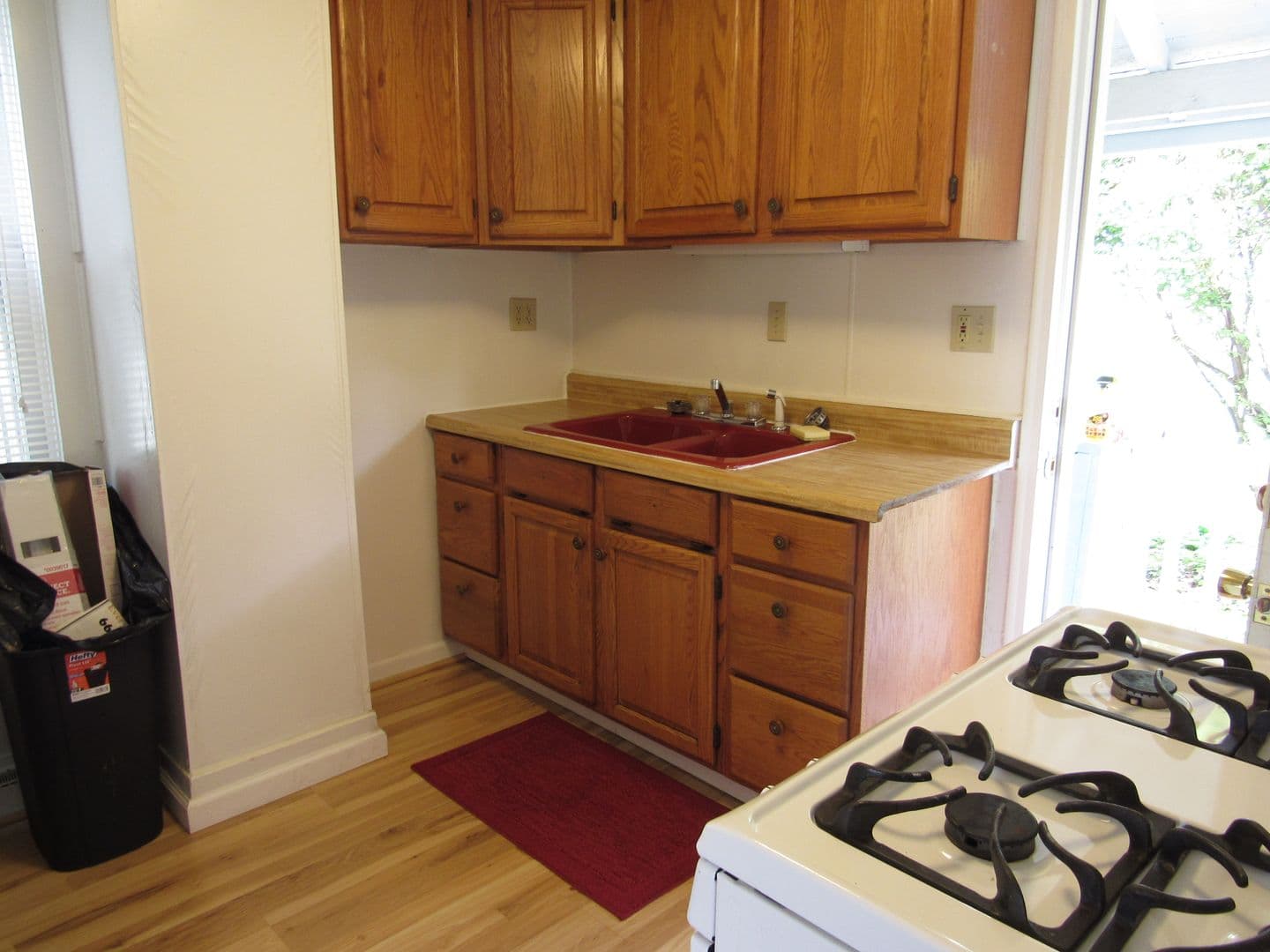 Indiana Apartment: 663 Locust St