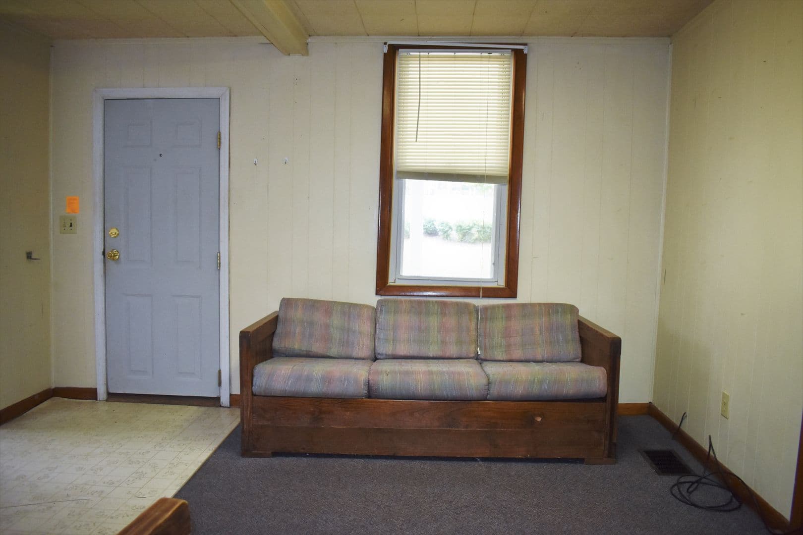 Indiana Apartment: 1029 School St