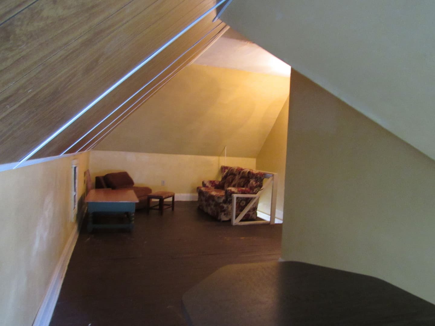 Indiana Apartment: 731-733 Wayne Ave