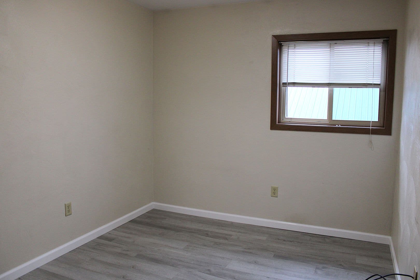 Indiana Apartment: 744 Locust St