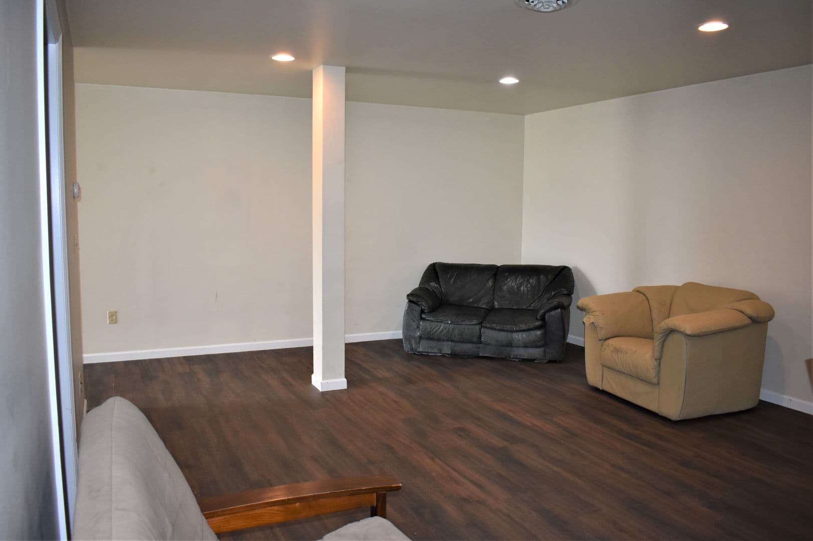 Indiana Apartment: 744 Locust St