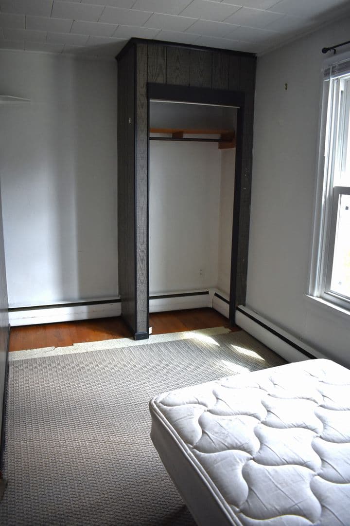 Indiana Apartment: 951 Church St