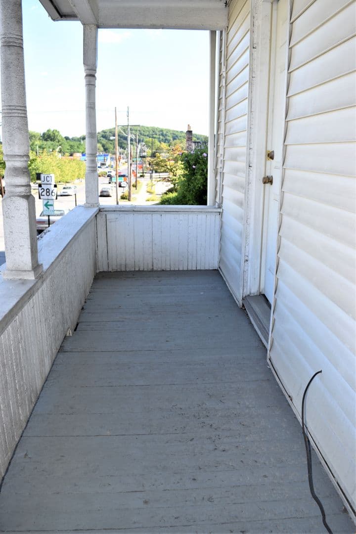 Indiana Apartment: 402 apt1-4 Water St
