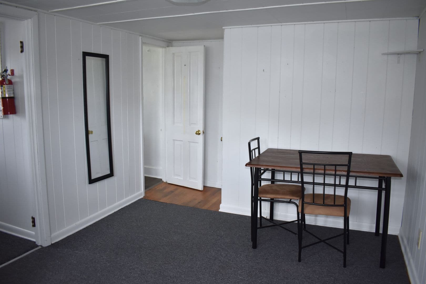 Indiana Apartment: 951 Church St
