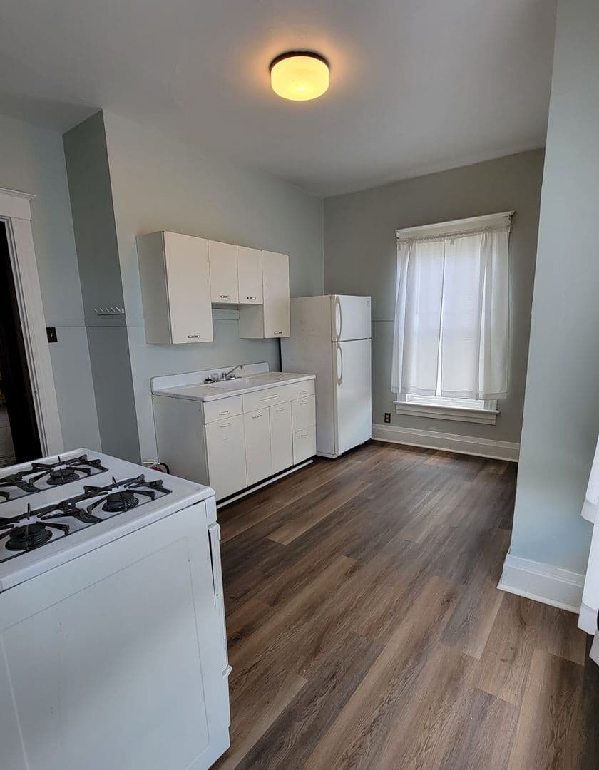 Indiana Apartment: 731-733 Wayne Ave