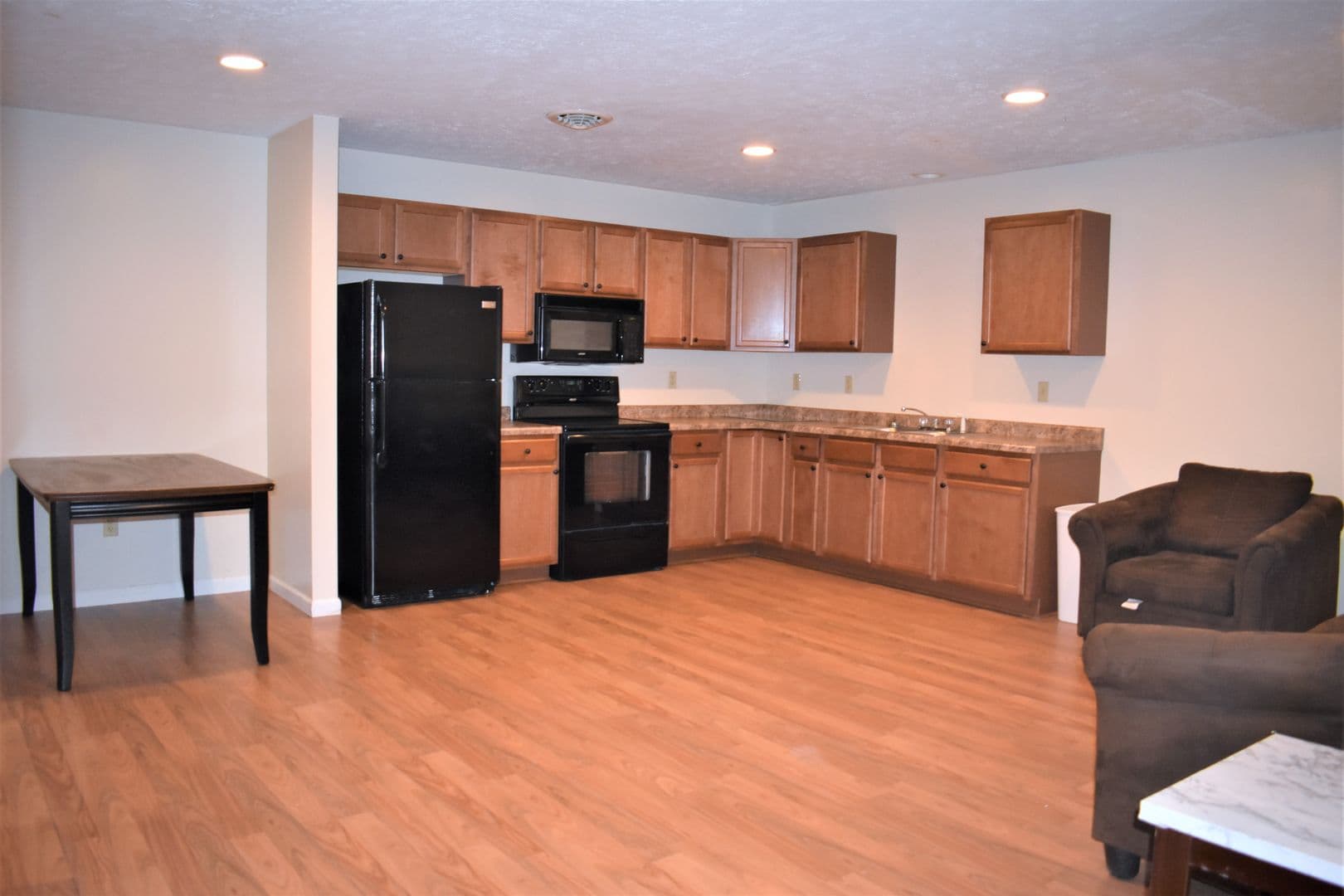 Indiana Apartment: 744 Locust St