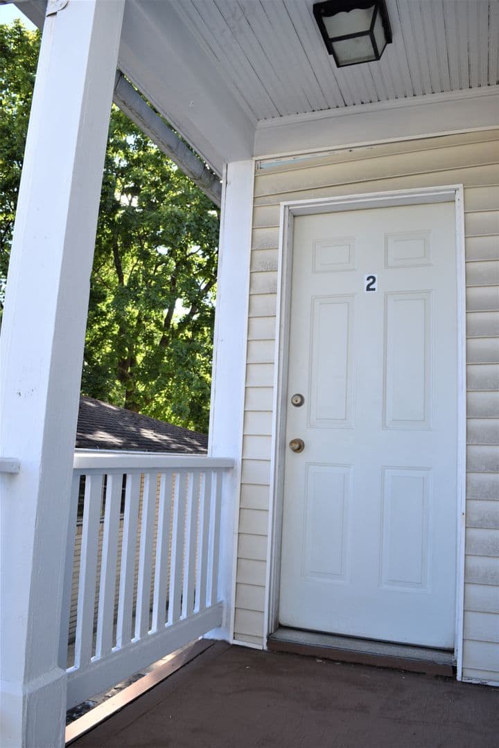 Indiana Apartment: 402 apt1-4 Water St