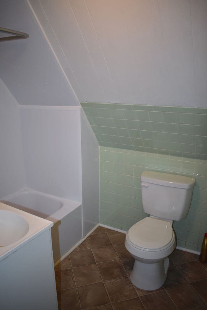 Indiana Apartment: 951 Church St