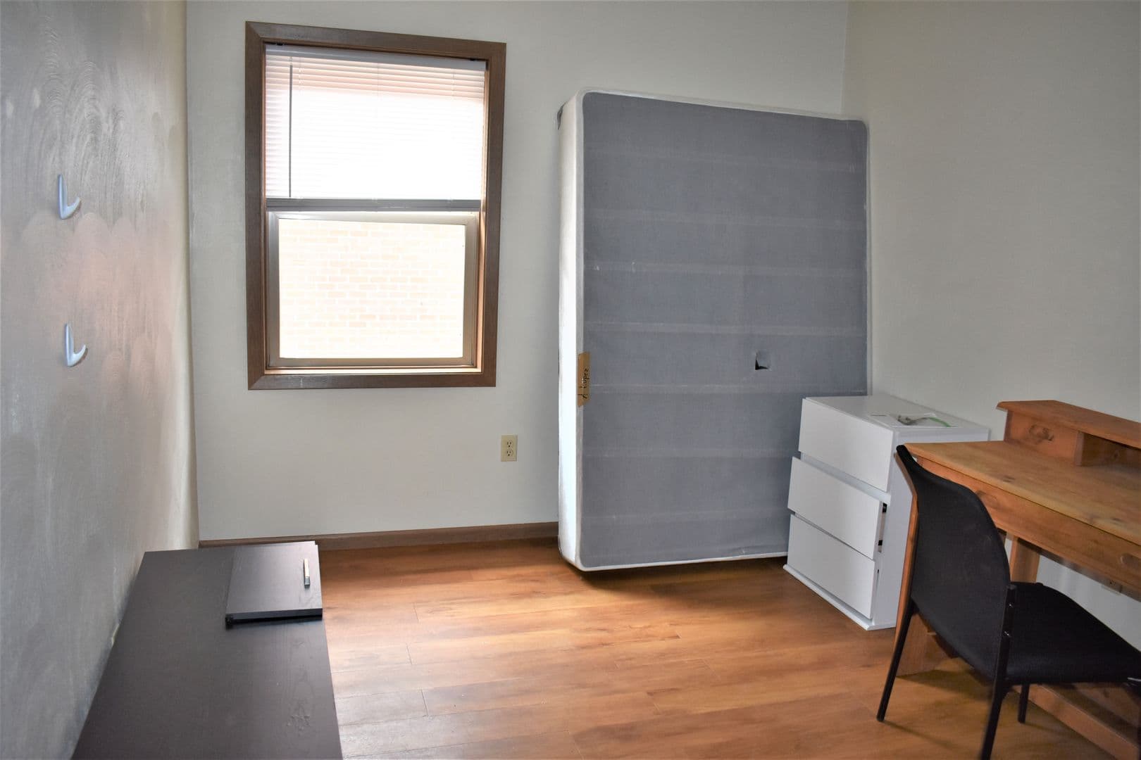 Indiana Apartment: 744 Locust St