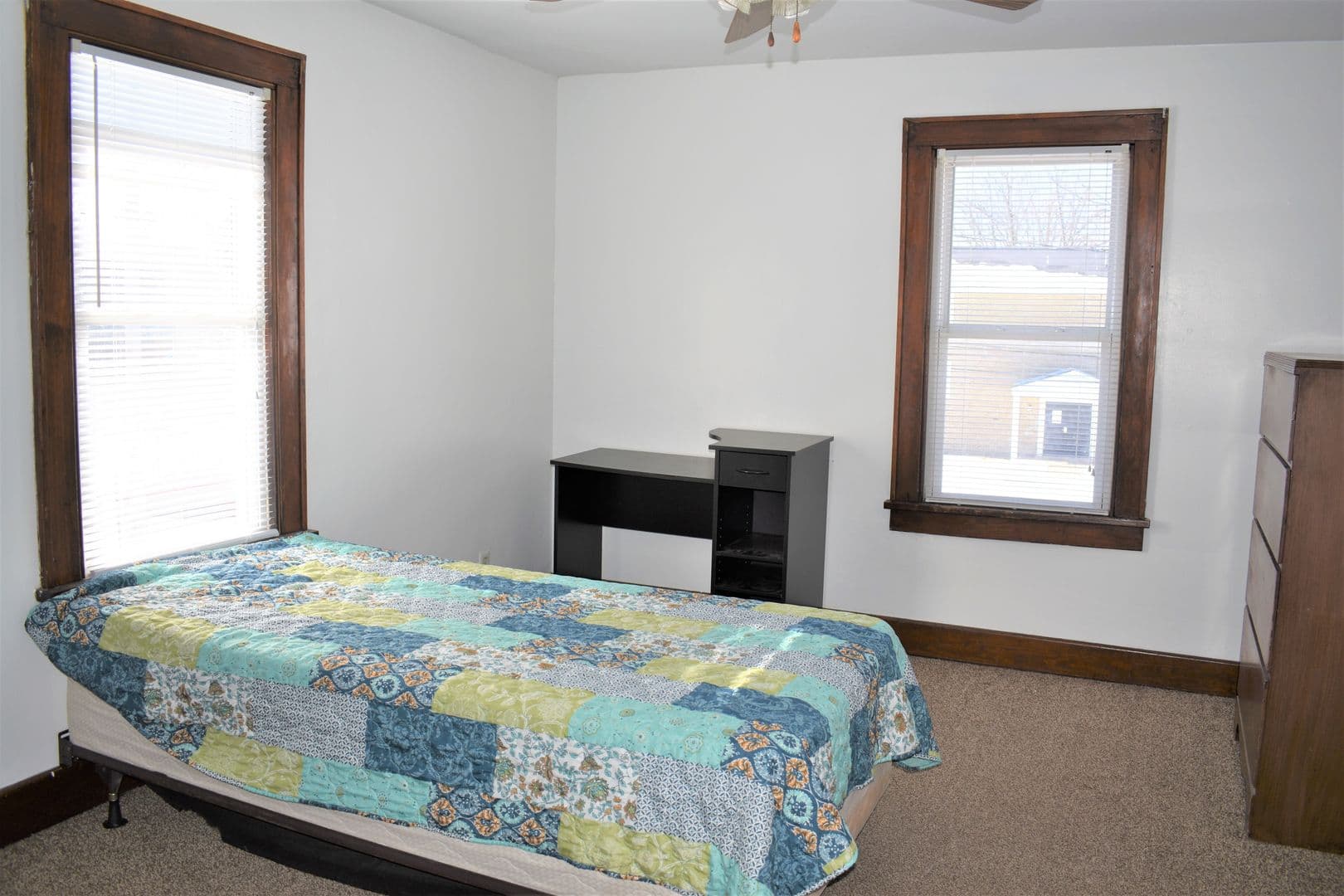 Indiana Apartment: 127 S. 8th St.
