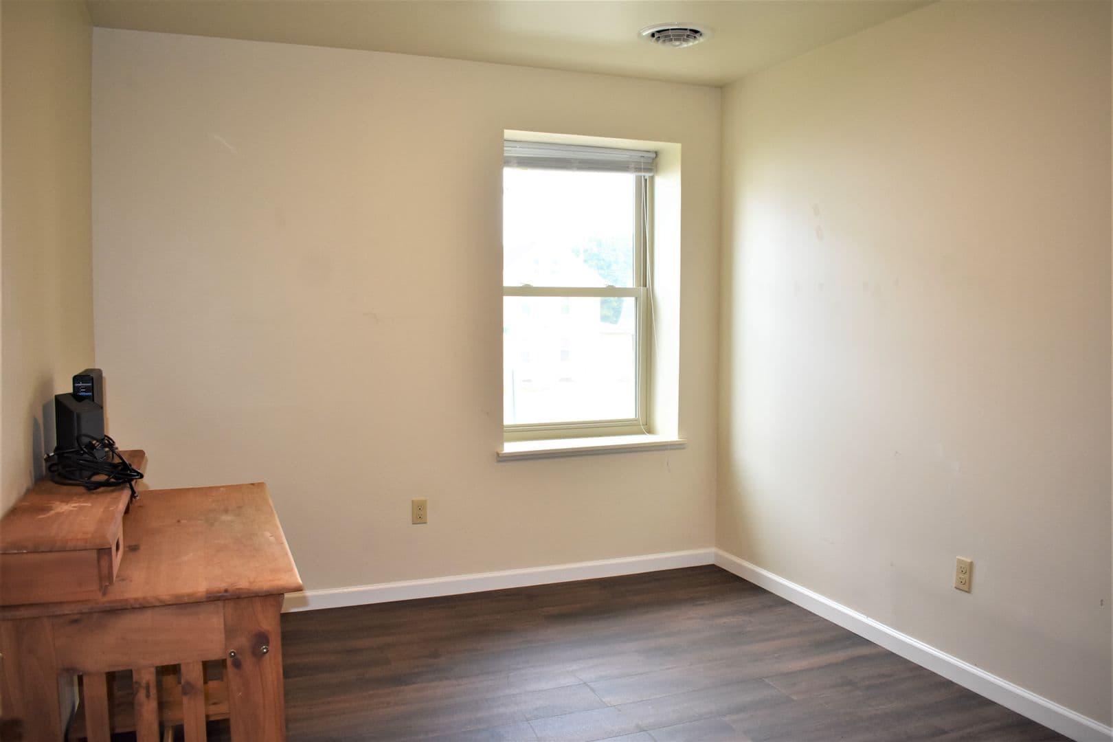 Indiana Apartment: 744 Locust St