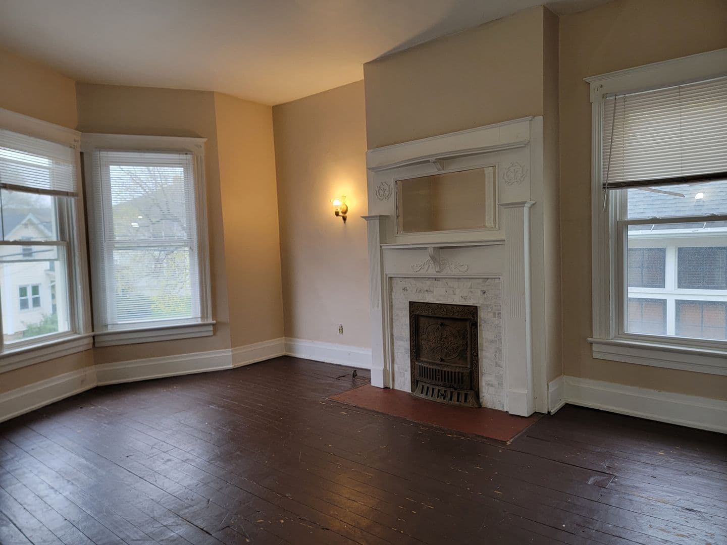 Indiana Apartment: 731-733 Wayne Ave