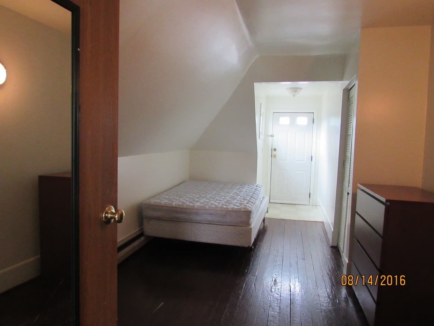 Indiana Apartment: 402 apt1-4 Water St