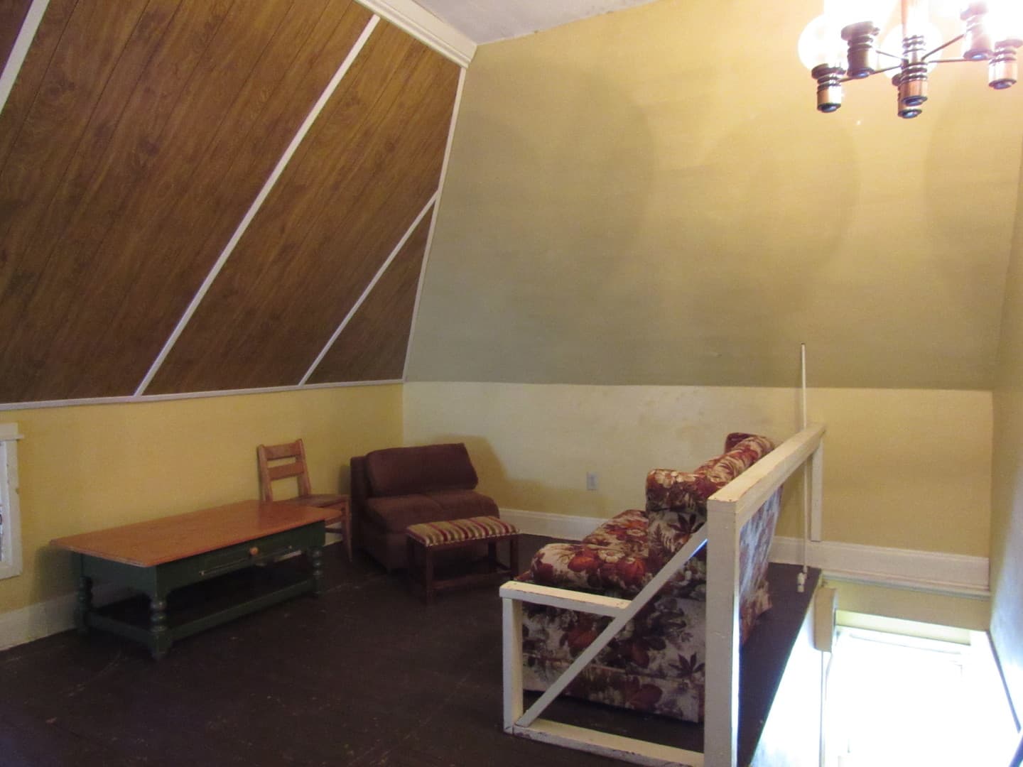 Indiana Apartment: 731-733 Wayne Ave