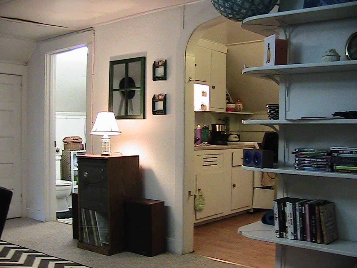 Indiana Apartment: 146-150 N. 9th St