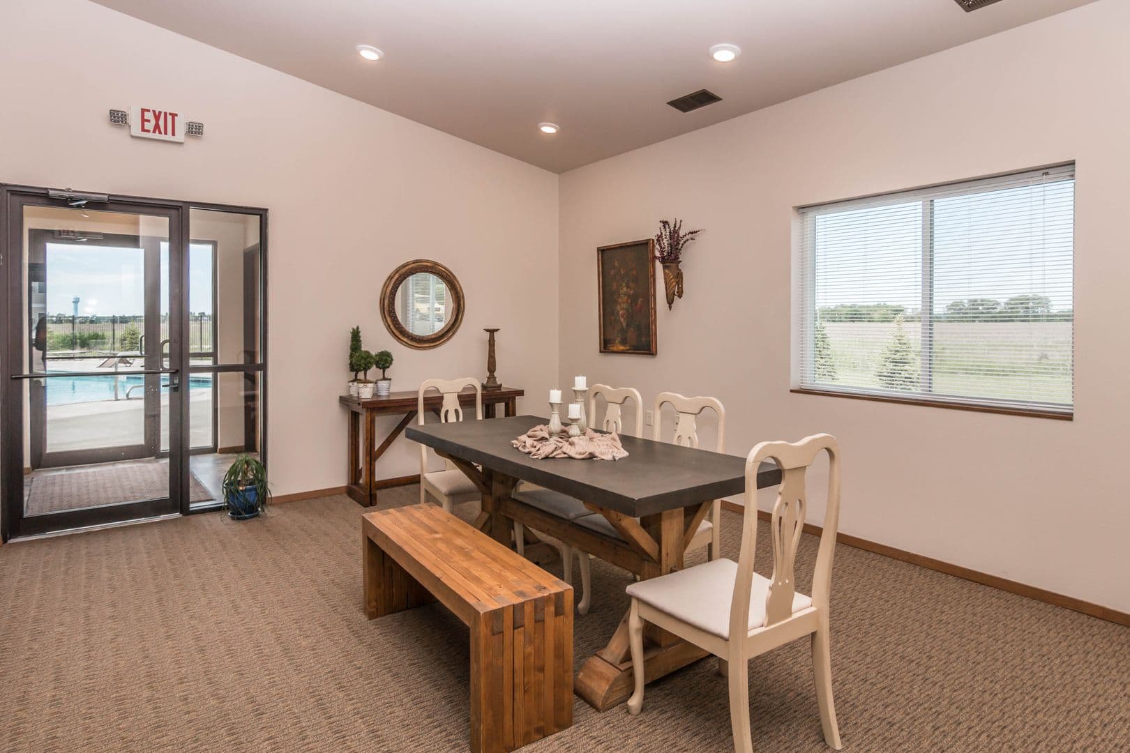 North Sioux City Apartment: 1300 - 1302 Quiniela Dr.