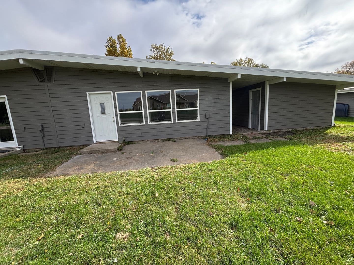 Sergeant Bluff Apartment: PO Box 481