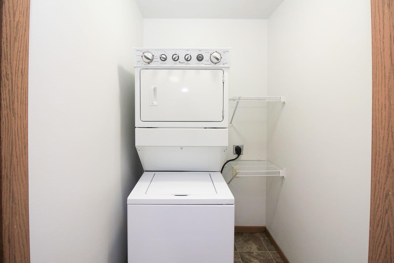 North Sioux City Apartment: 1300 - 1302 Quiniela Dr.