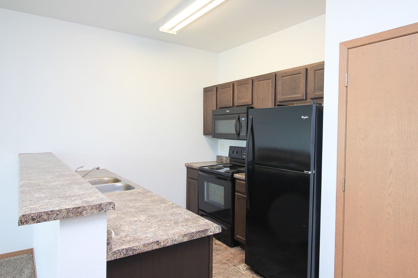North Sioux City Apartment: 1300 - 1302 Quiniela Dr.