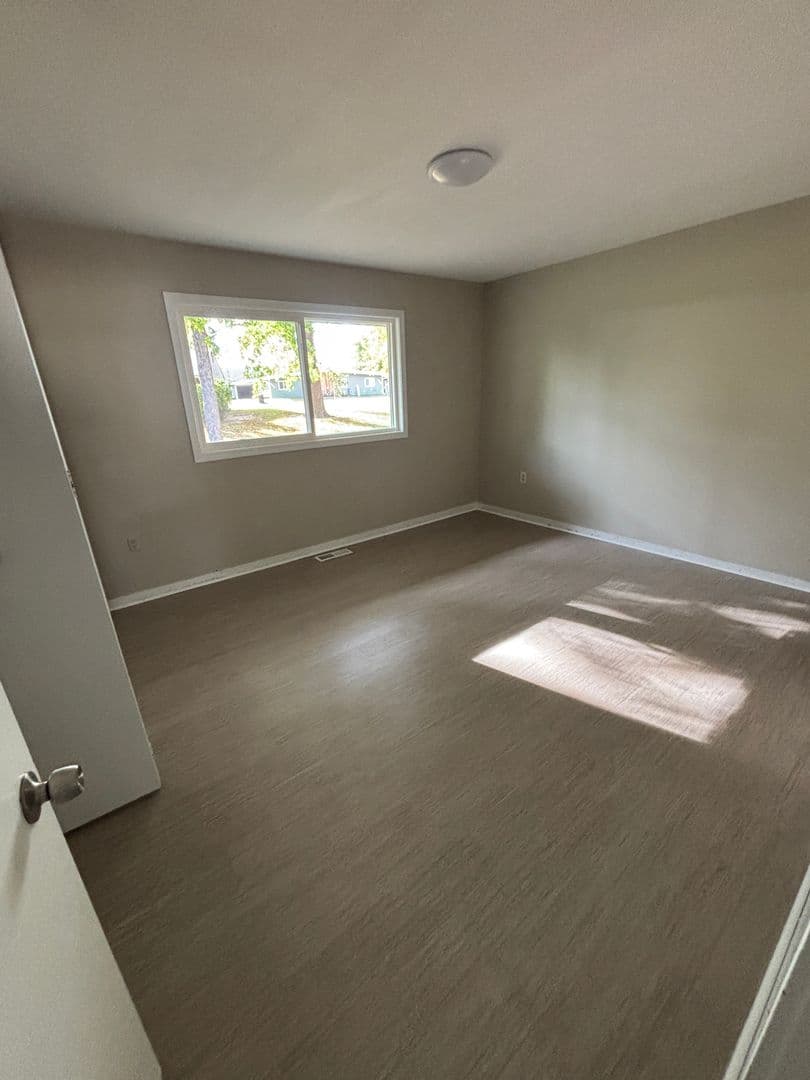 Sergeant Bluff Apartment: PO Box 481