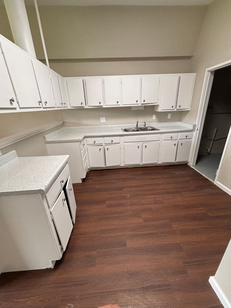 Sergeant Bluff Apartment: PO Box 481