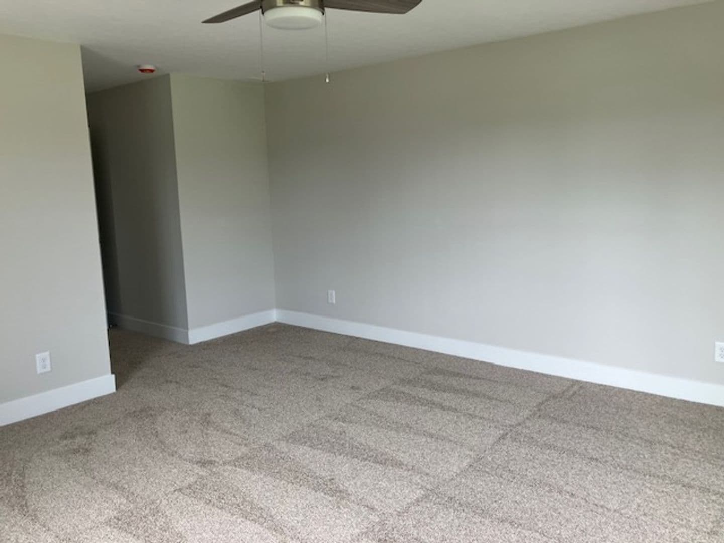 Middletown Apartment: 425 Clark St.