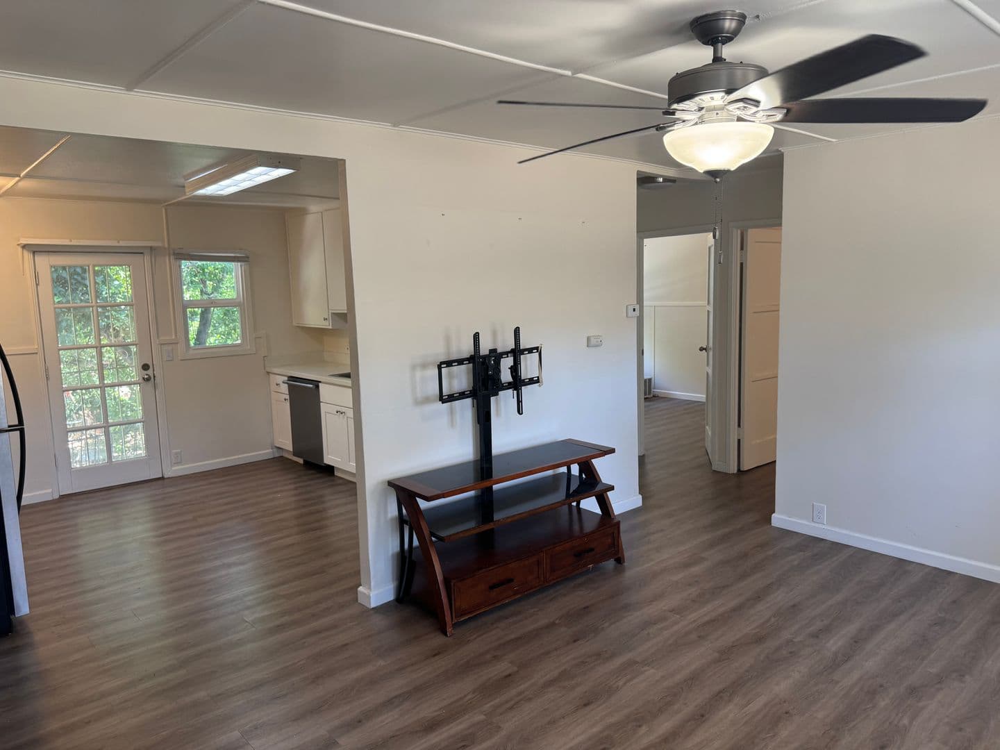 Pleasanton Apartment: 627 &  663 Rose Ave
