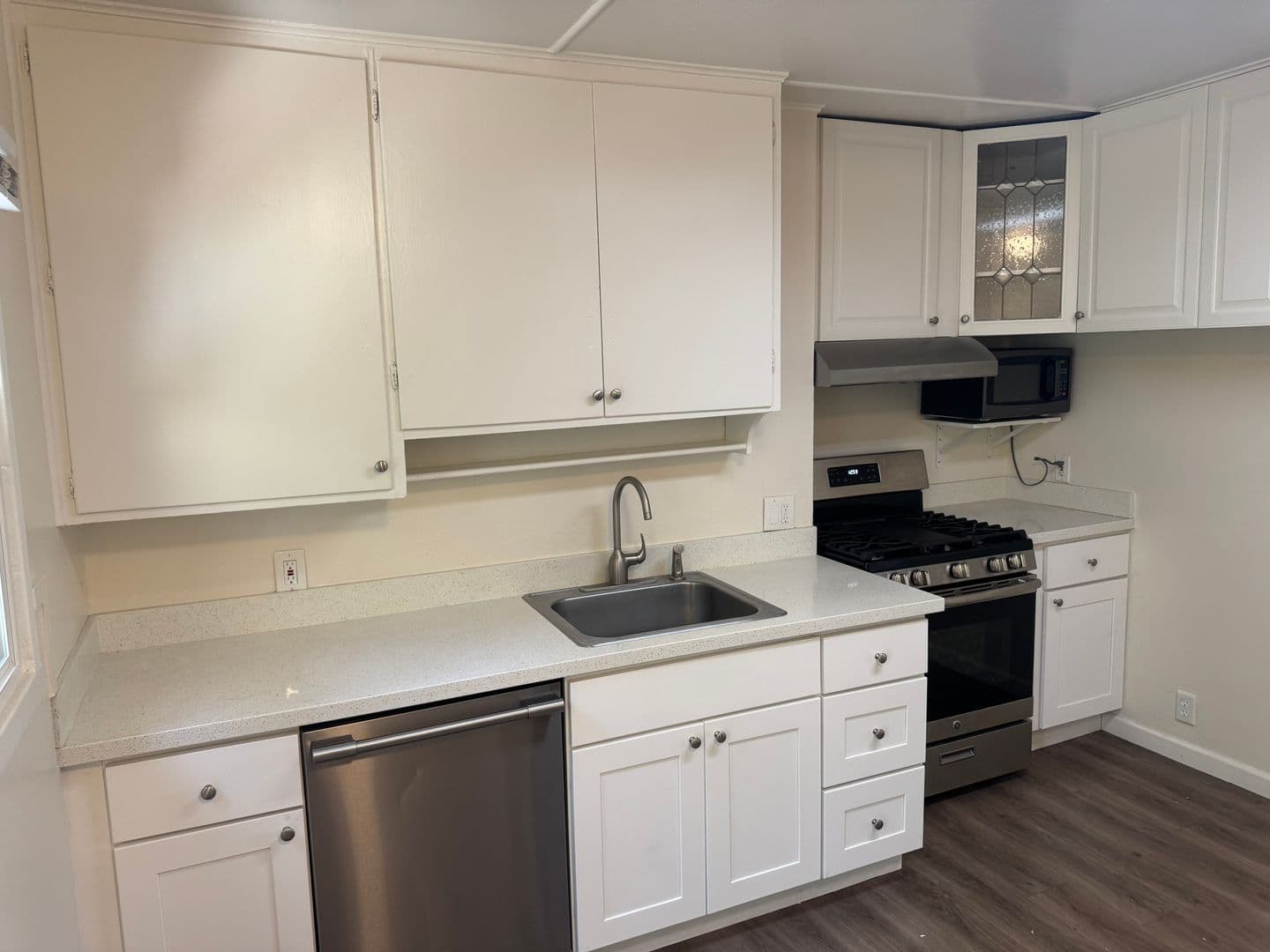 Pleasanton Apartment: 627 &  663 Rose Ave