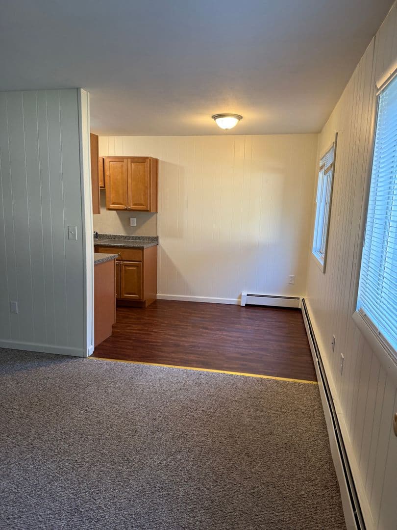 Windham Apartment: 277 Bricktop Road