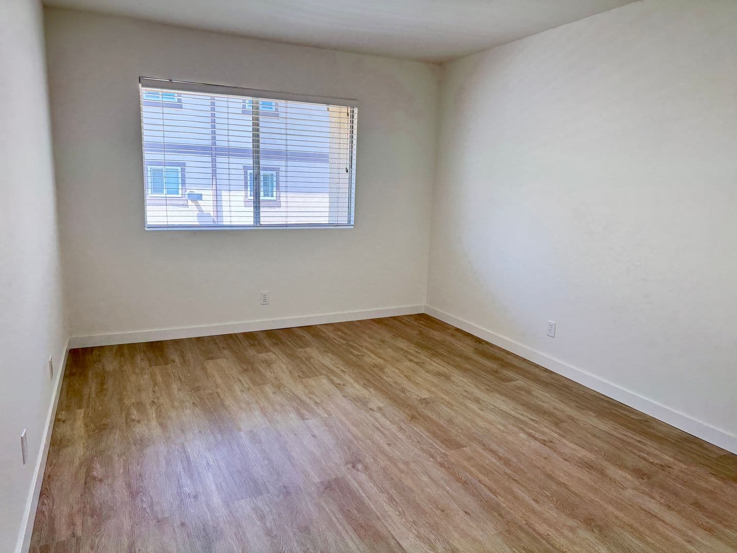 Simi Valley Condo: 1226 Patricia Ave Unit 62
