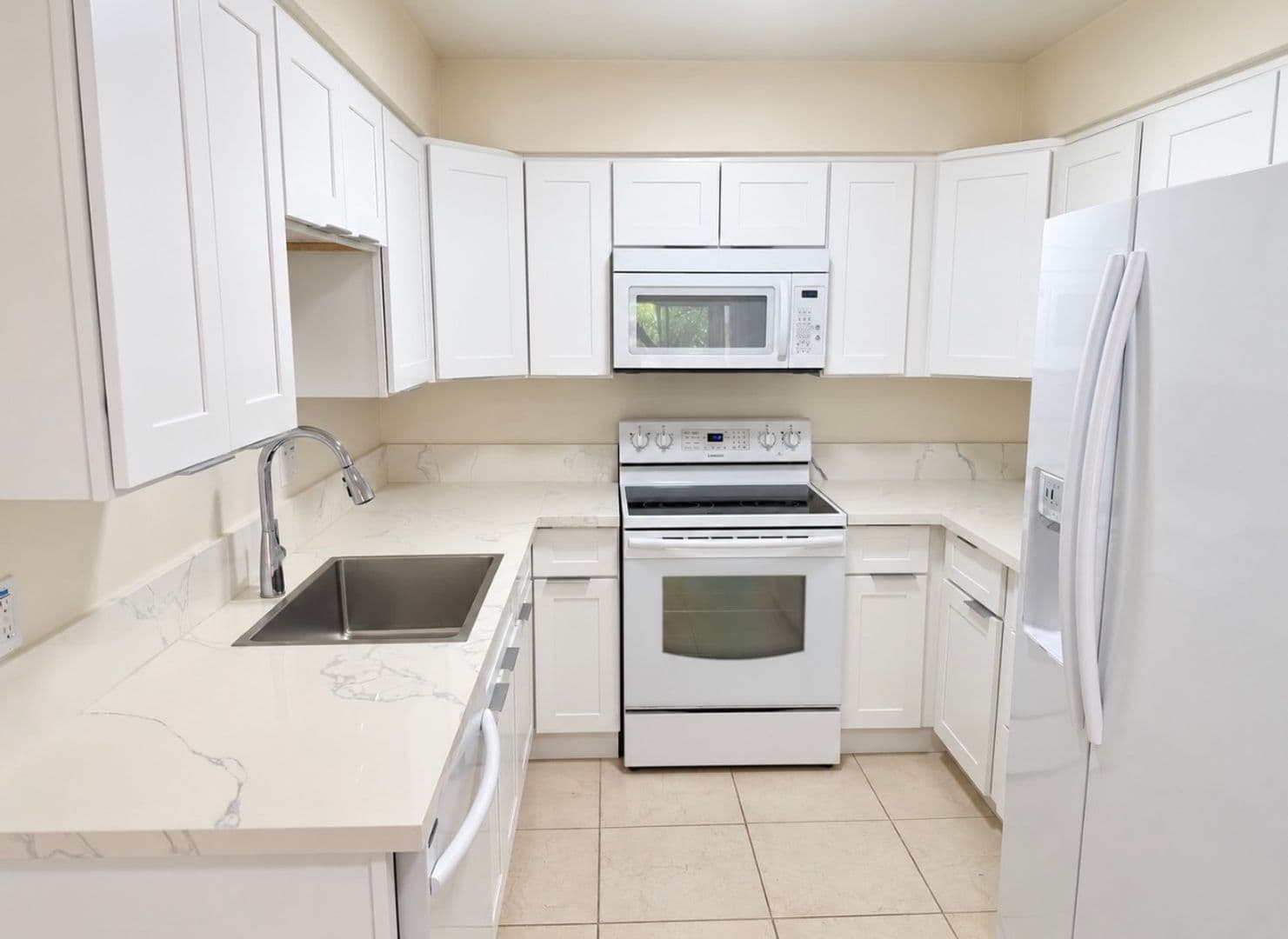 Simi Valley Condo: 1226 Patricia Ave Unit 62