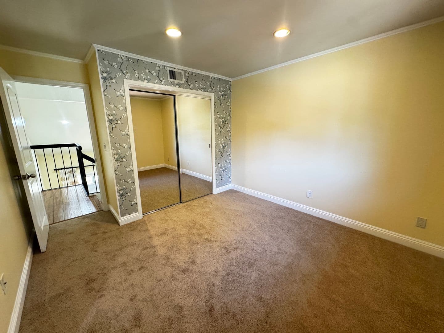 Westlake Village House: 1580 Valecroft Ave