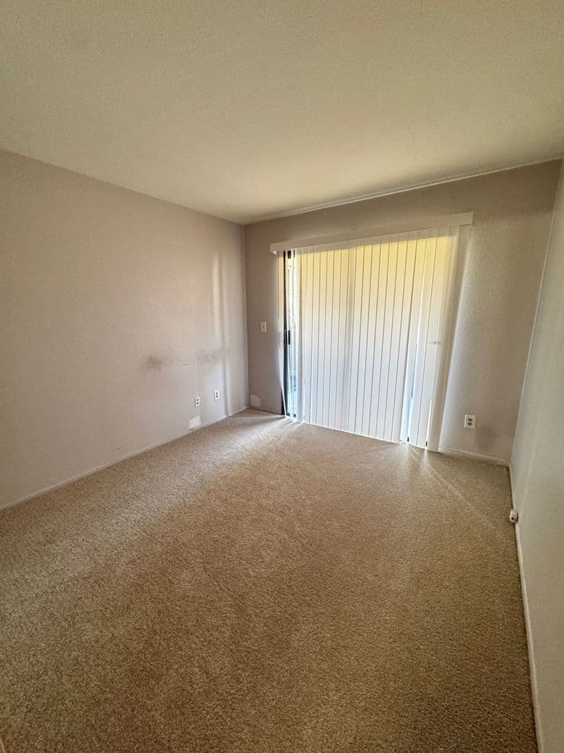 Moorpark Condo: 151 Majestic Ct Unit 602
