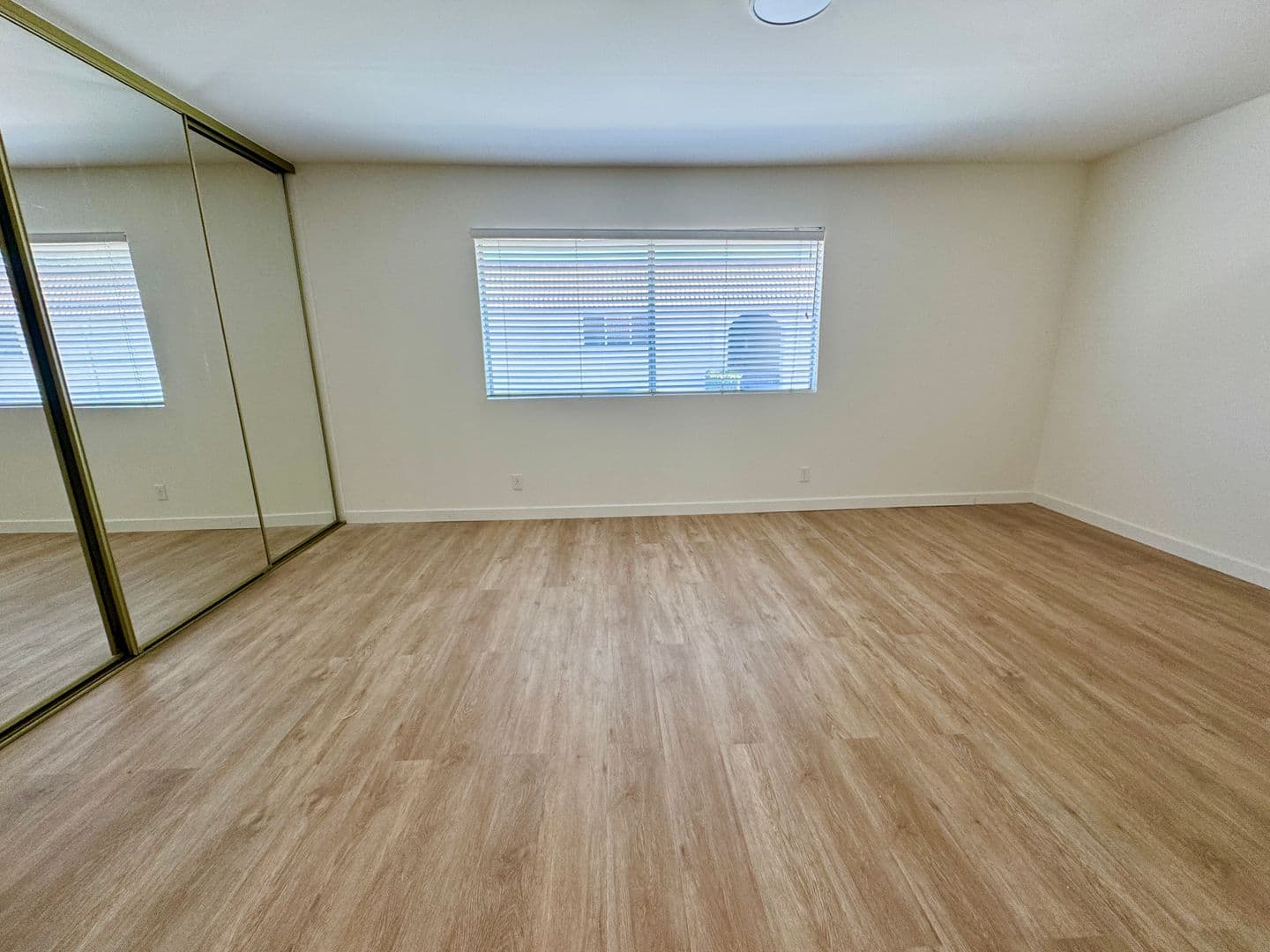 Simi Valley Condo: 1226 Patricia Ave Unit 62