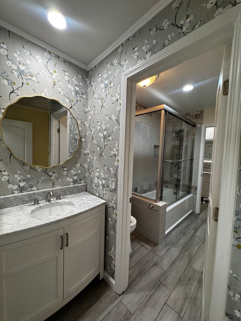 Westlake Village House: 1580 Valecroft Ave