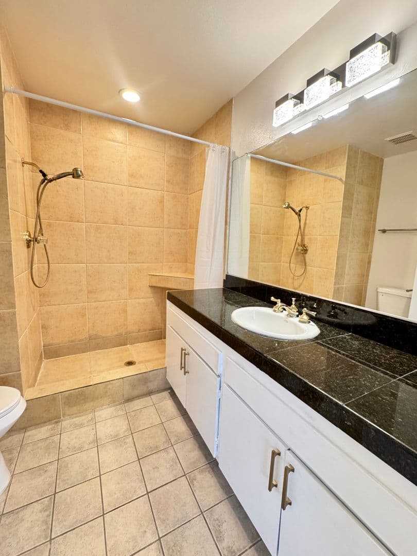 Simi Valley Condo: 1226 Patricia Ave Unit 62
