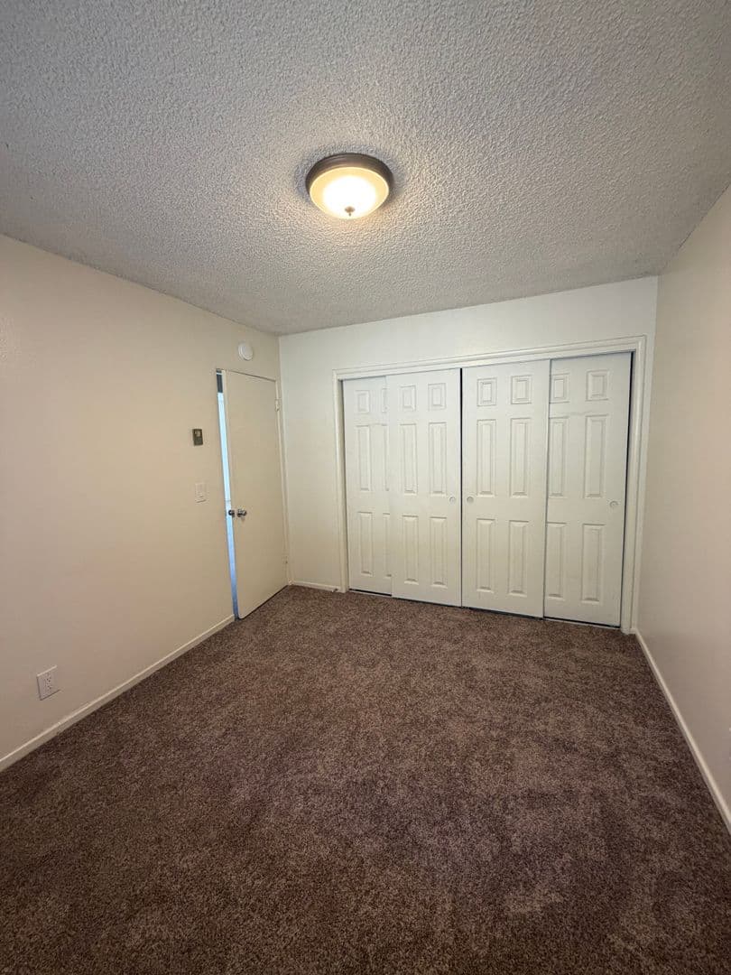 Santa Paula Apartment: 720-722 N. Ojai Road