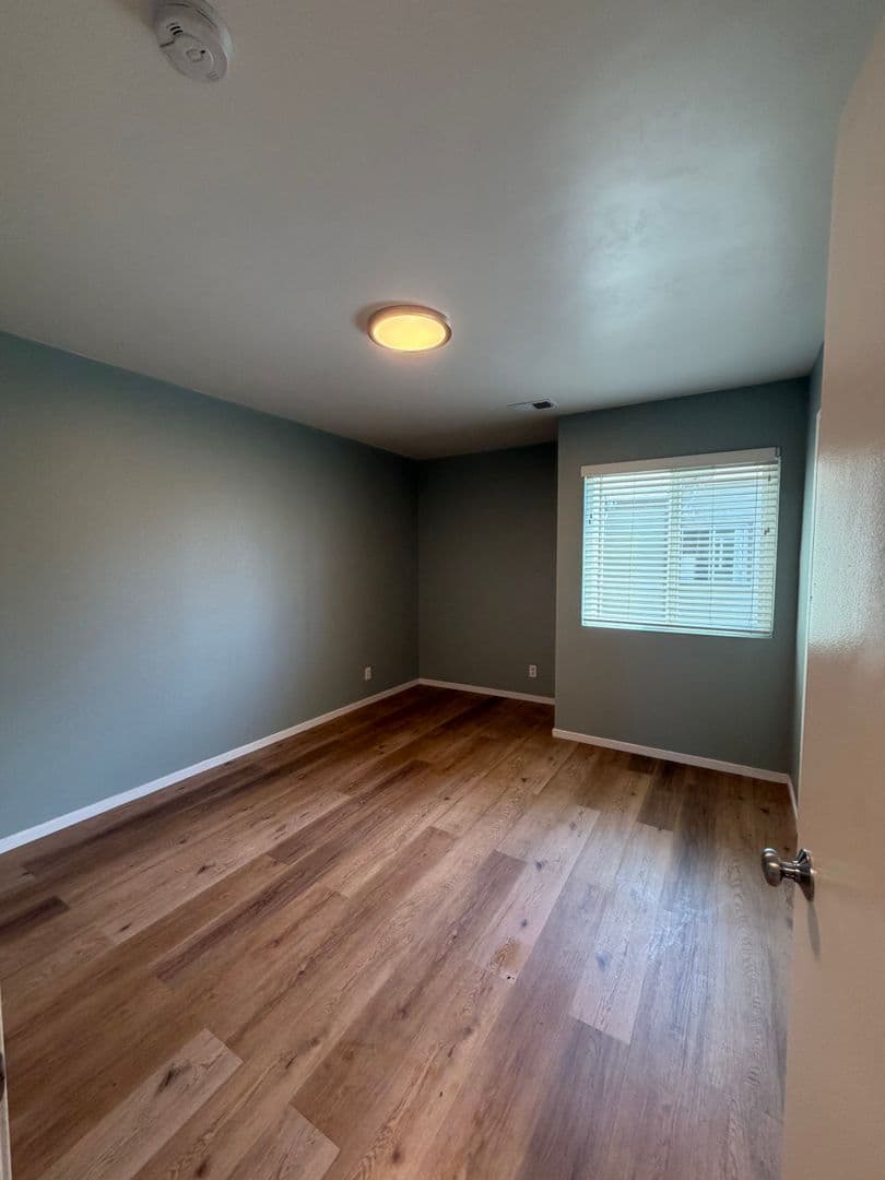 Oxnard Apartment: 430-440 Linden Drive