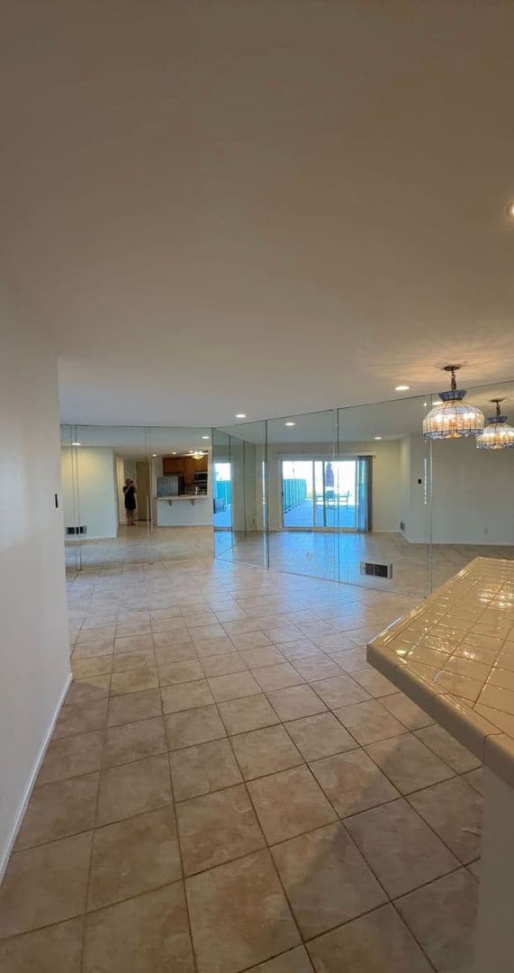 Oxnard Condo: 3101 Peninsula Road #102