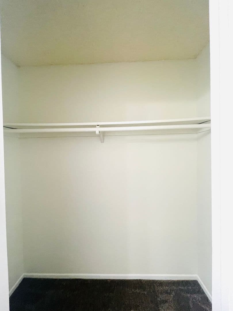 Ventura Apartment: 6301 Nightingale Street,  #1-22