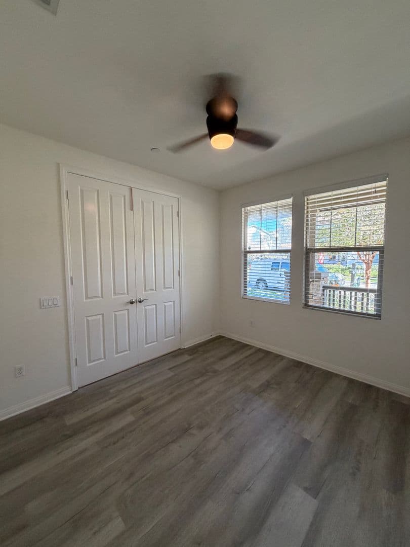 Oxnard House: 3207 Lisbon Lane