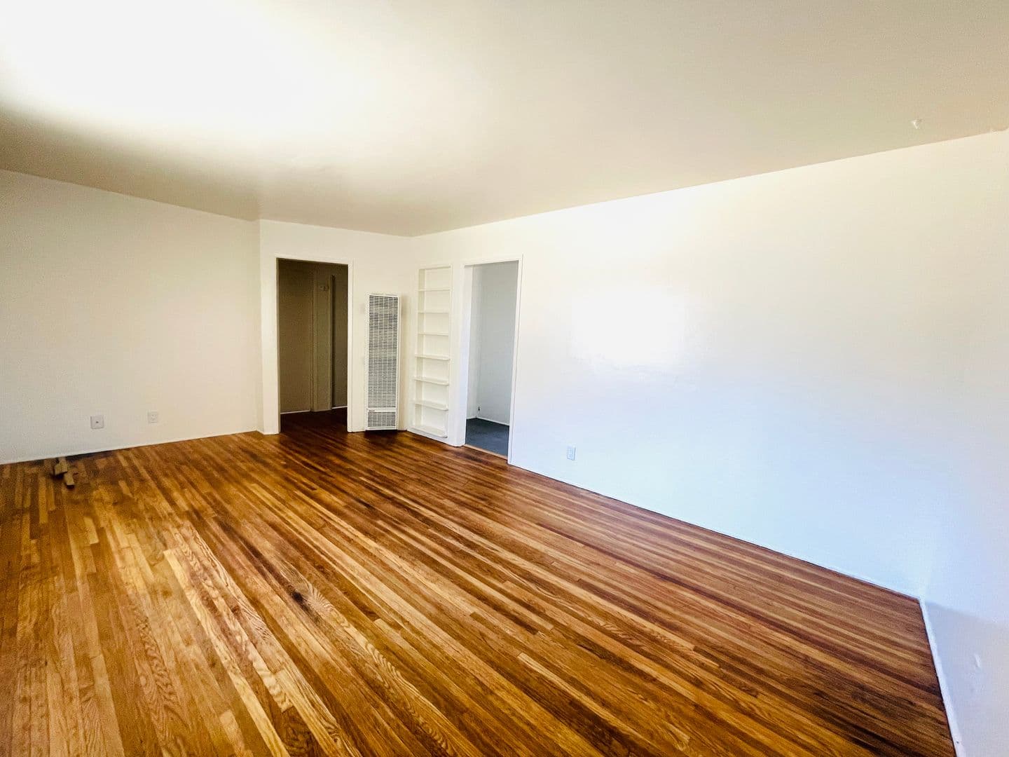 Santa Paula Apartment: 700 N. Ojai Road, A-H