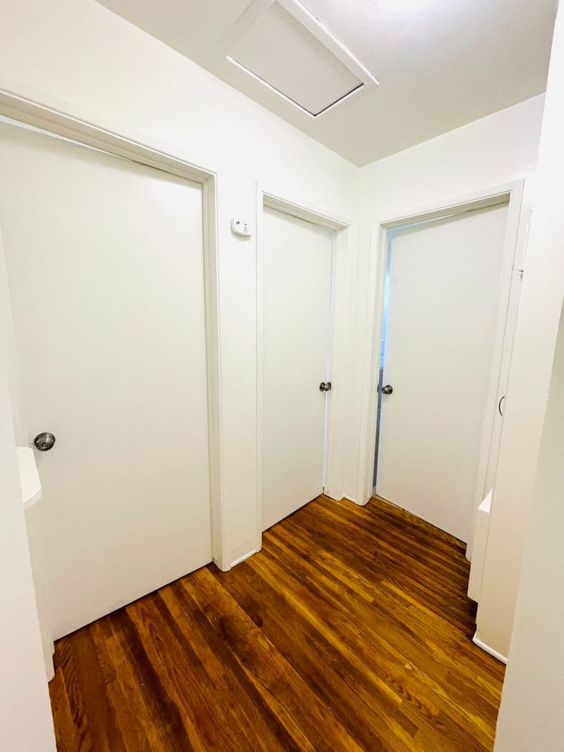 Santa Paula Apartment: 700 N. Ojai Road, A-H
